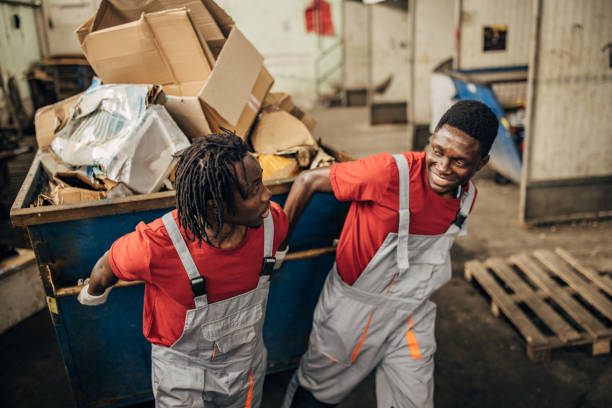 Best Estate Cleanout Services  in Howard, WI